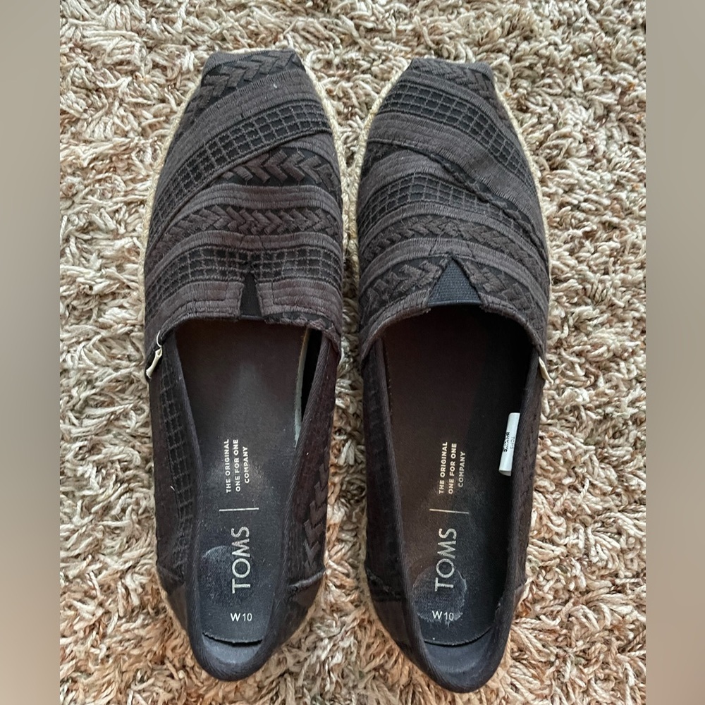TOMS